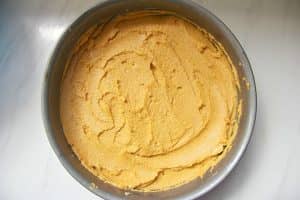 cake mixture layer