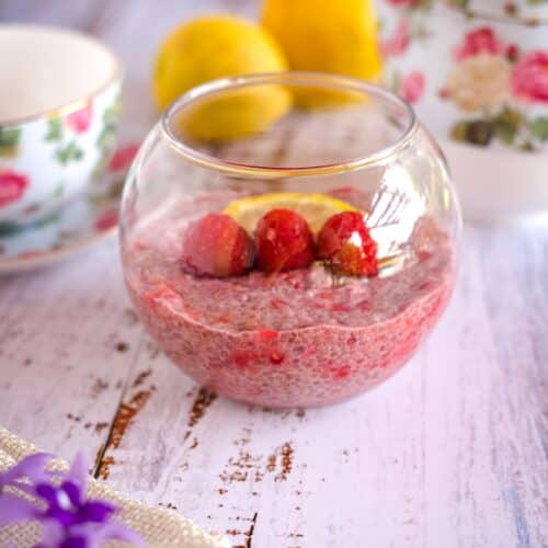 lemon raspberry chia pudding