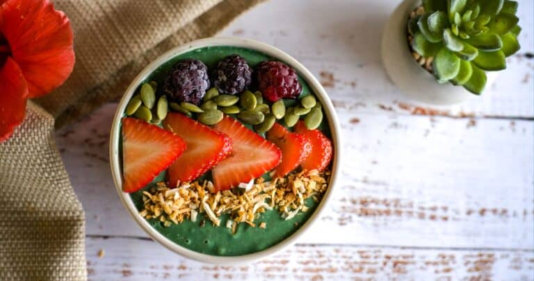 keto smoothie bowl
