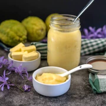 lemon curd in a jar