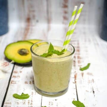avocado mint smoothie