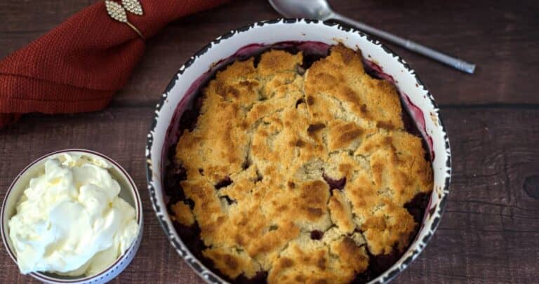 low carb blackberry cobbler