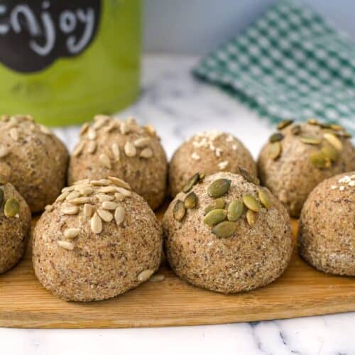 vegan keto bread rolls