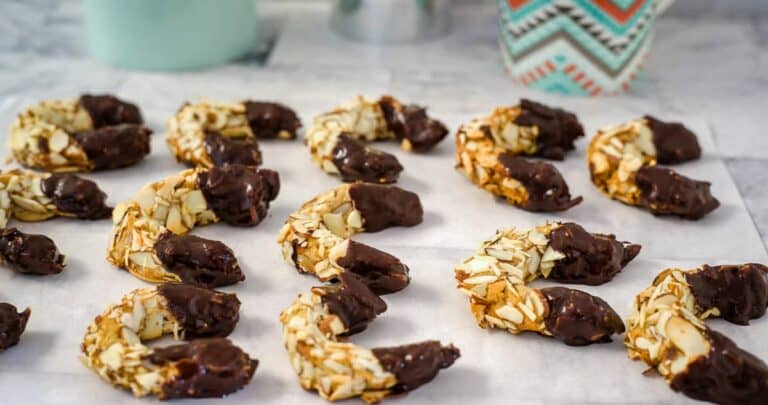 almond horns