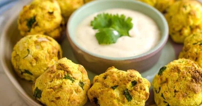 air fryer paneer balls on a plate